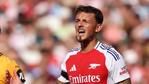 Arsenal Faces Injury Crisis as Ben White Undergoes Surgery