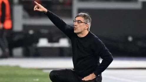 "Chaos at AS Roma: Leadership Turmoil and Coaching Crisis"