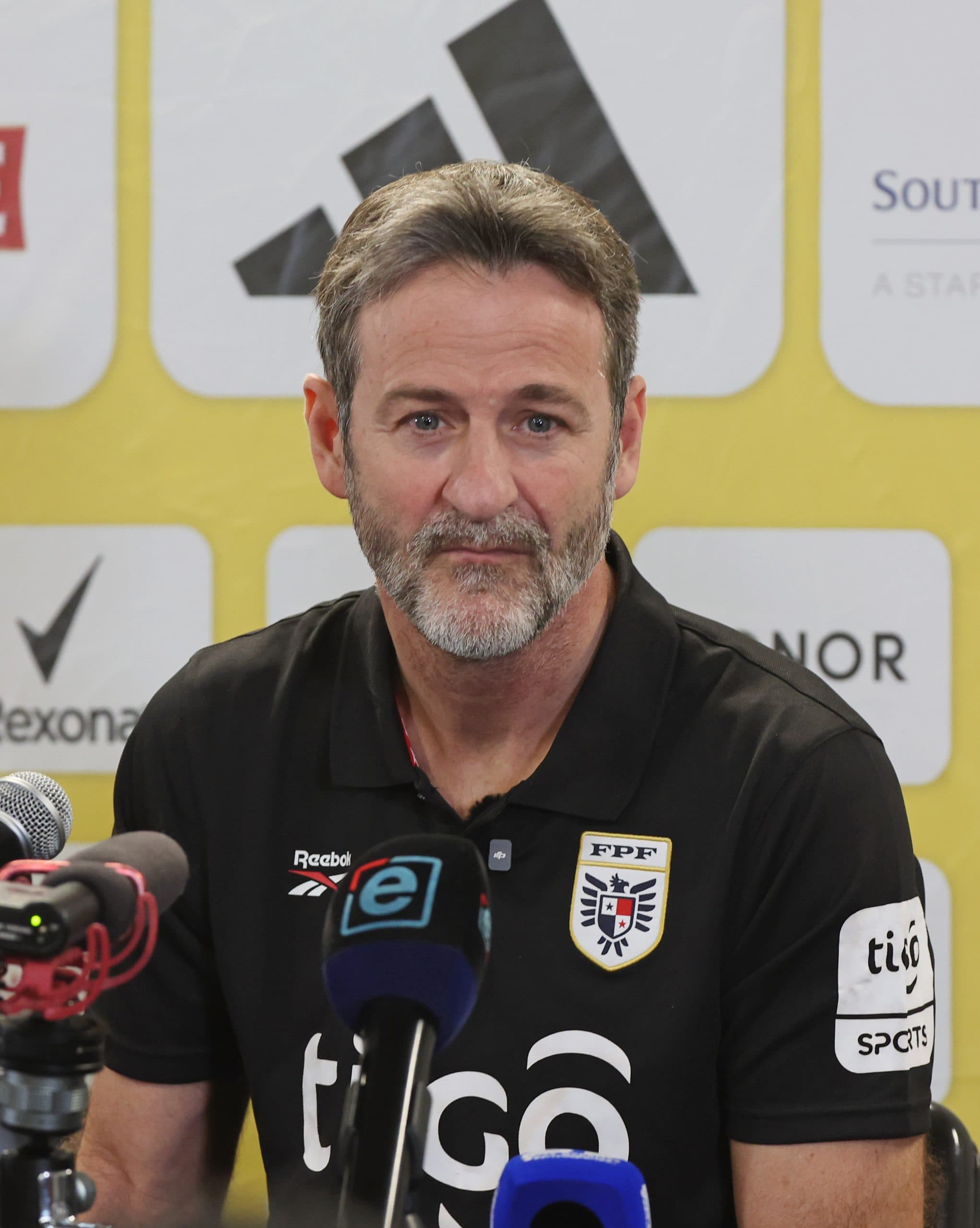 B26C4GB0042 scaled B26C4GB0042 scaled