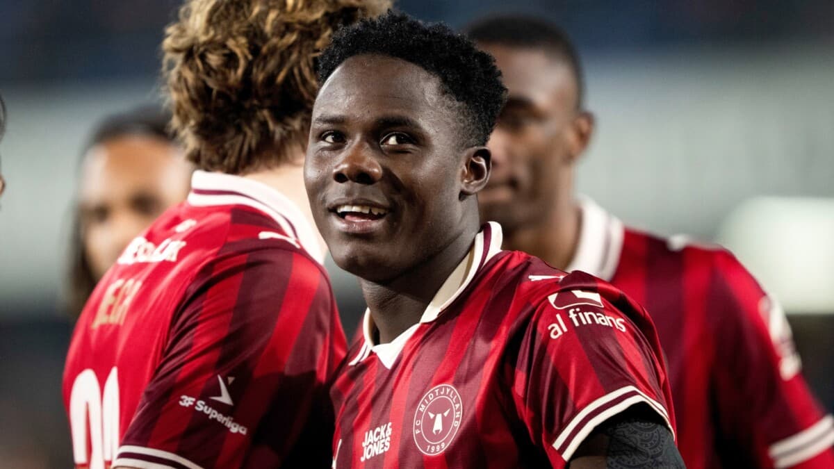 Https%3A%2F%2Fasset.dr.dk%2Fdrdk%2Fumbraco images%2F2z4lltfl%2F20251109 182931 l crop001 Https%3A%2F%2Fasset.dr.dk%2Fdrdk%2Fumbraco images%2F2z4lltfl%2F20251109 182931 l crop001