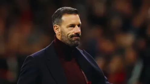 Van Nistelrooy Eyes Championship Managerial Roles