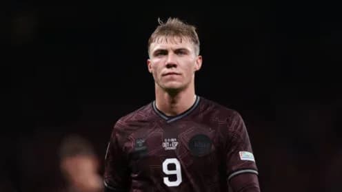 Amorim Faces Task of Reviving Manchester United's Attack Amorim Faces Task of Reviving Manchester United's Attack